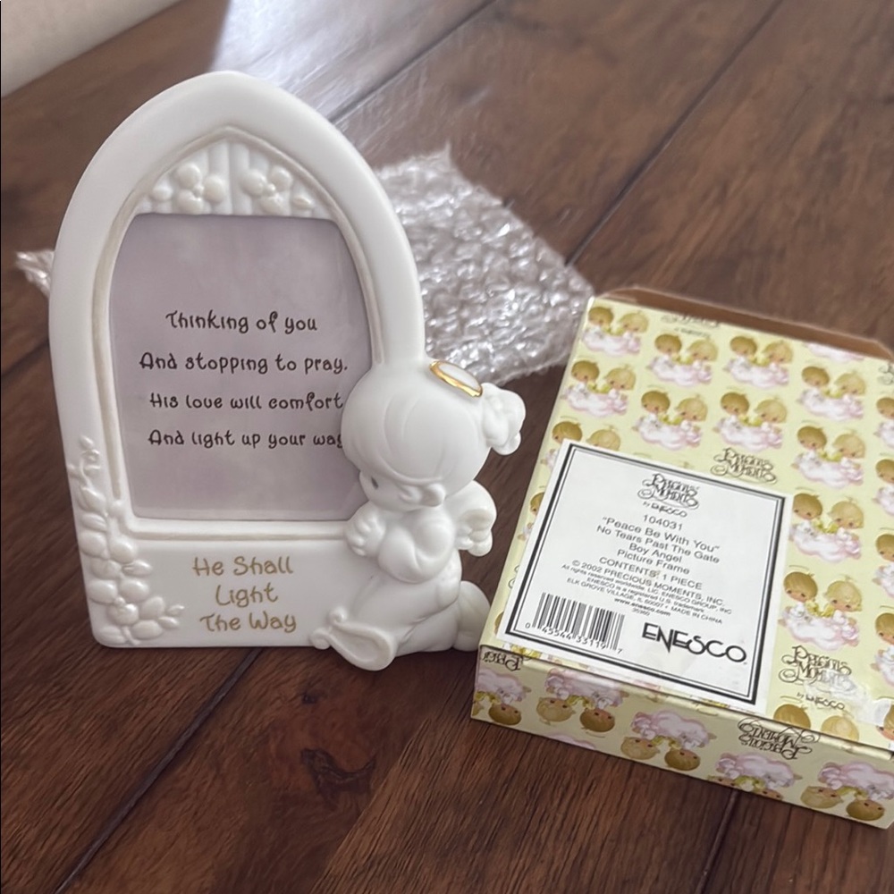 Precious Moments White Prayer Picture Frame